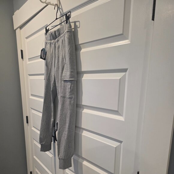 NWT: Thumb United 6 Pocket Sweatpants Size Small - Picture 4 of 6